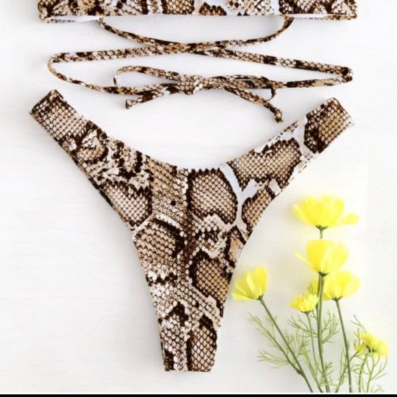 NWOT Bikini - Picture 4 of 6